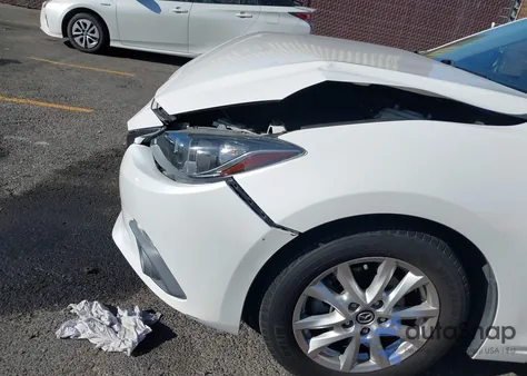 2015 Mazda Mazda3 I Touring из США, поврежденный, VIN 3MZBM1V74FM231074